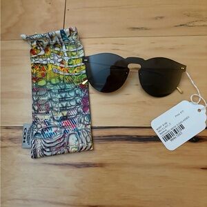 NWT Illesteva sunglasses